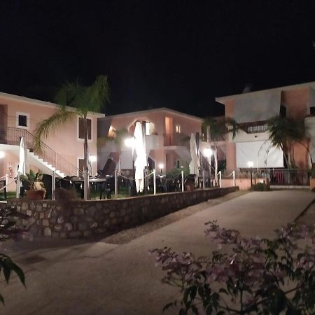 Hotel San Domenico Marina di Camerota Zewnętrze zdjęcie